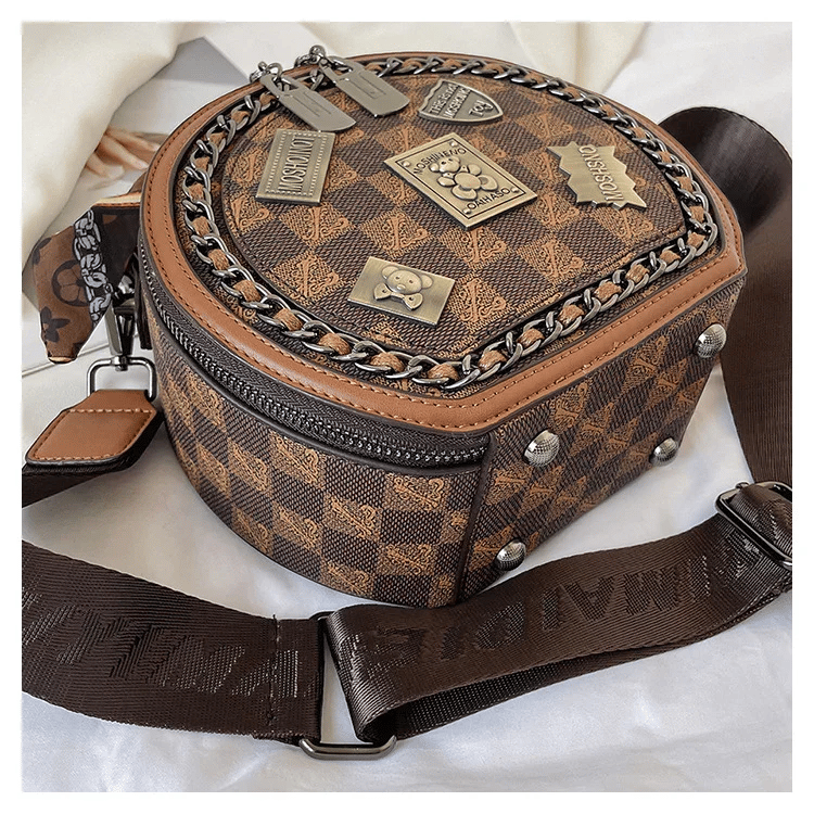 LuxeLook™ Carryall – Enjoy Every Moment with Rugged Elegance and Reliable Security