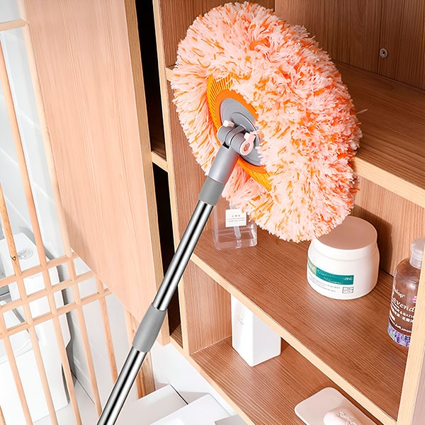 GlideFlex™ Mop – Effortlessly cleans every corner without back pain
