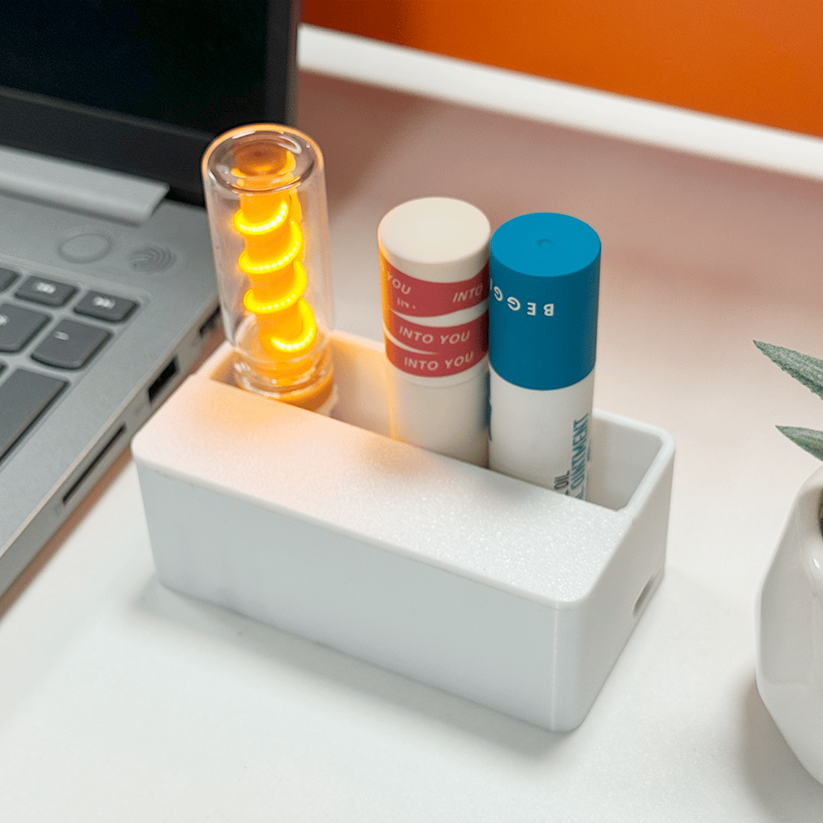 MagnetoLamp™ - 3D-Printed Magnetic Ejection Night Lamp