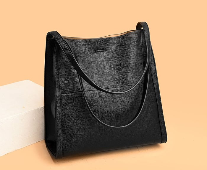 Noelle - Leather Shoulder Bag