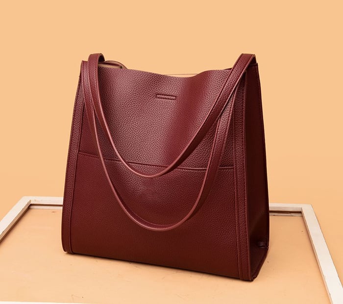 Noelle - Leather Shoulder Bag