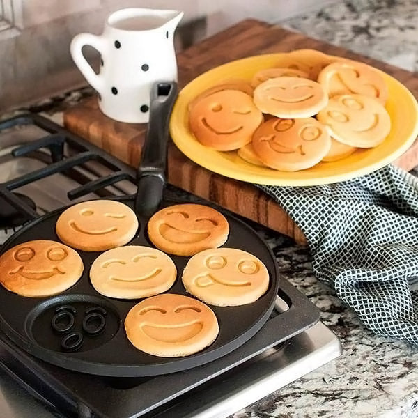 HappiPan™ — Perfectly Shaped Smiley Pancakes for a Happy Start to the Day