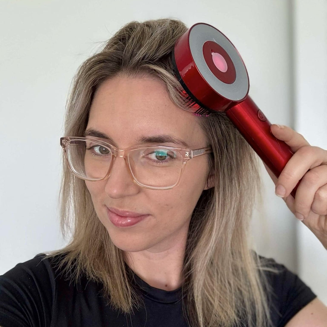 LuxoraBoost™ — Double Your Hair Growth and Boost Your Confidence in Just 10 Minutes a Day!