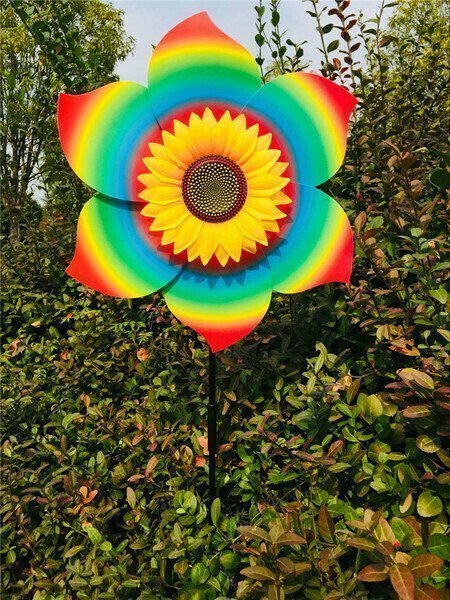 SunSpin™ – Bring Your Garden to Life with Enchanting Colors and Dance