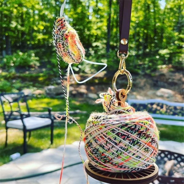 YarnMate™ - Portable Hand Wrist Yarn Holder