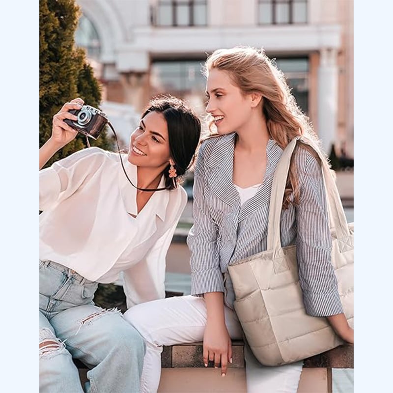 VeluraBreeze™ Tote Bag — Lightweight freedom to carry all your essentials effortlessly and in style