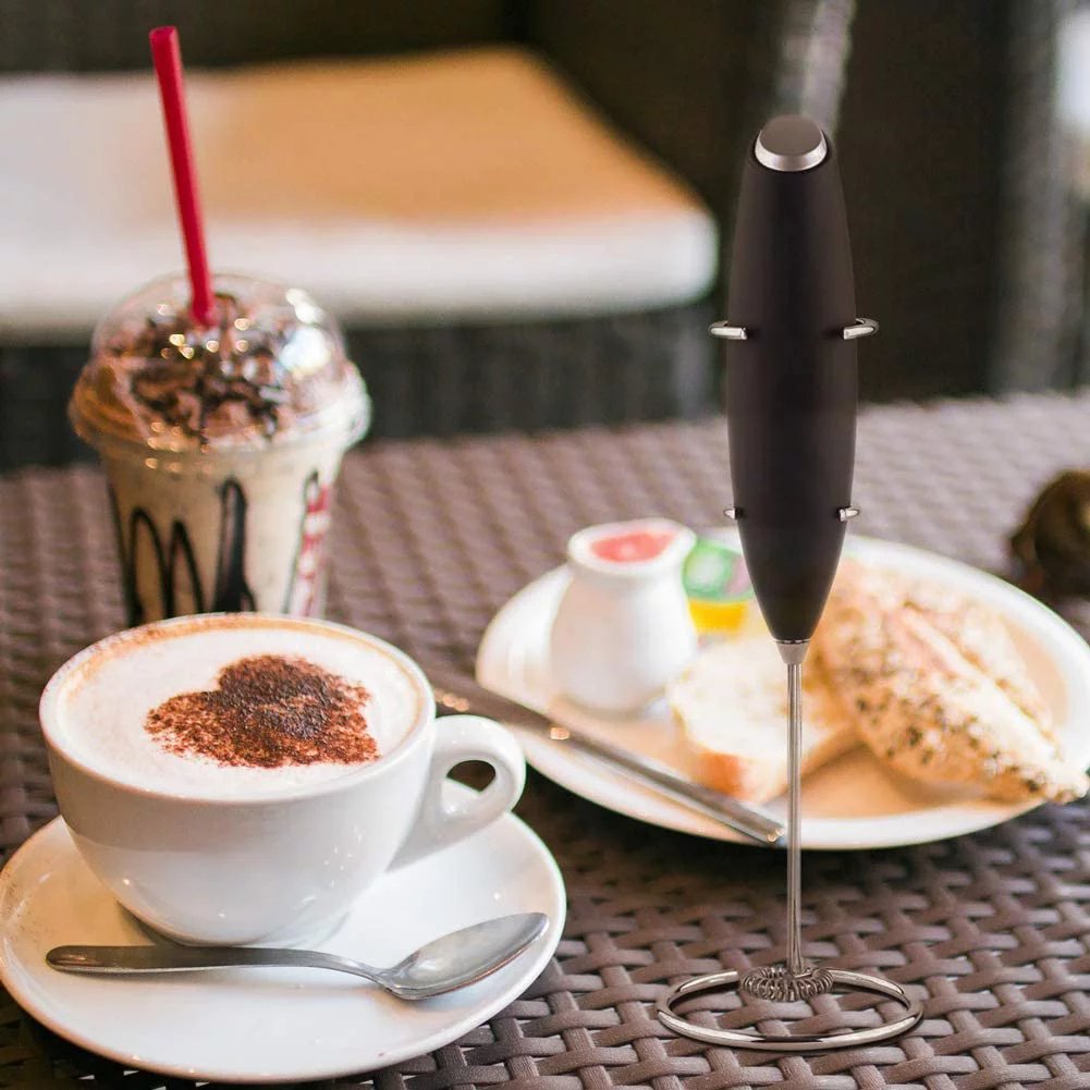 VelviWhip™ — Instant café-quality foam for irresistibly creamy coffee experiences