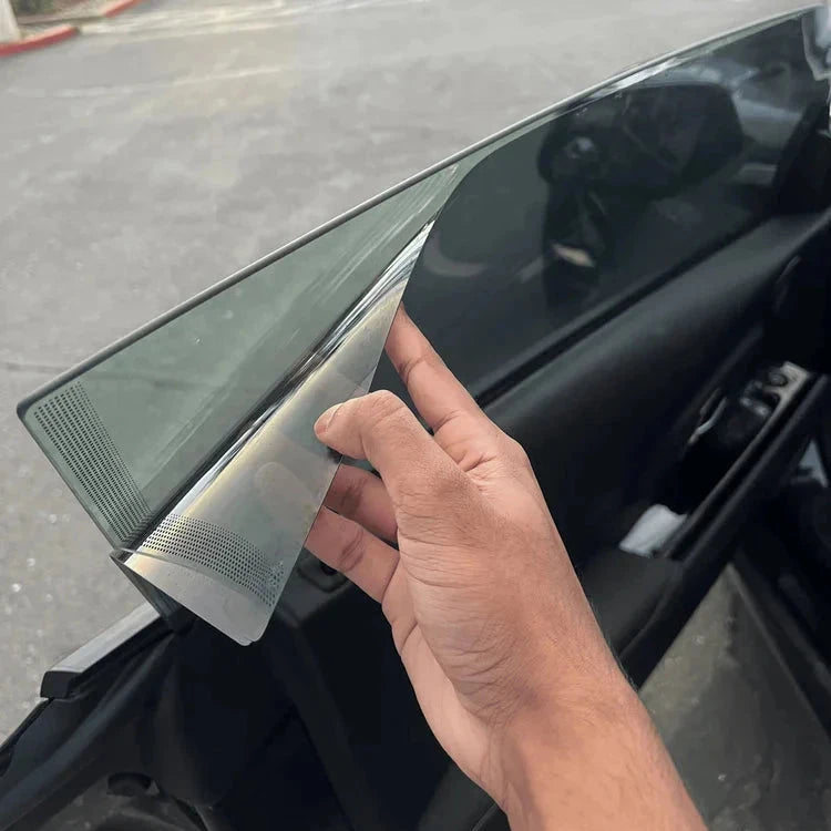 QuickFit™ – Protect Against Heat Instantly and Maintain Your Privacy During Every Drive