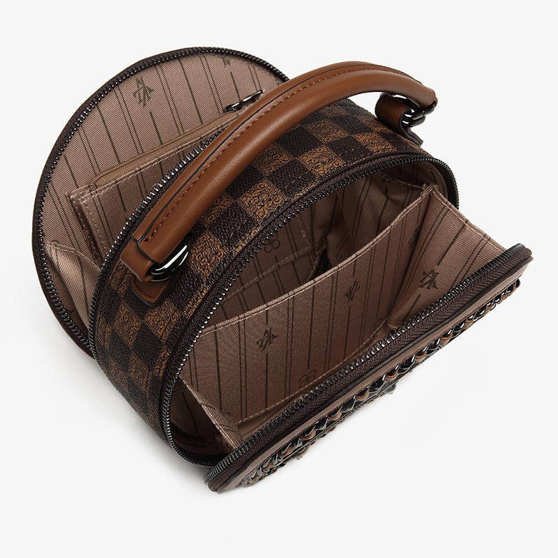 LuxeLook™ Carryall – Enjoy Every Moment with Rugged Elegance and Reliable Security