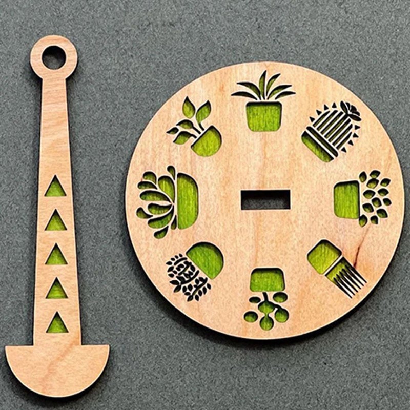 YarnMate™ - Portable Hand Wrist Yarn Holder