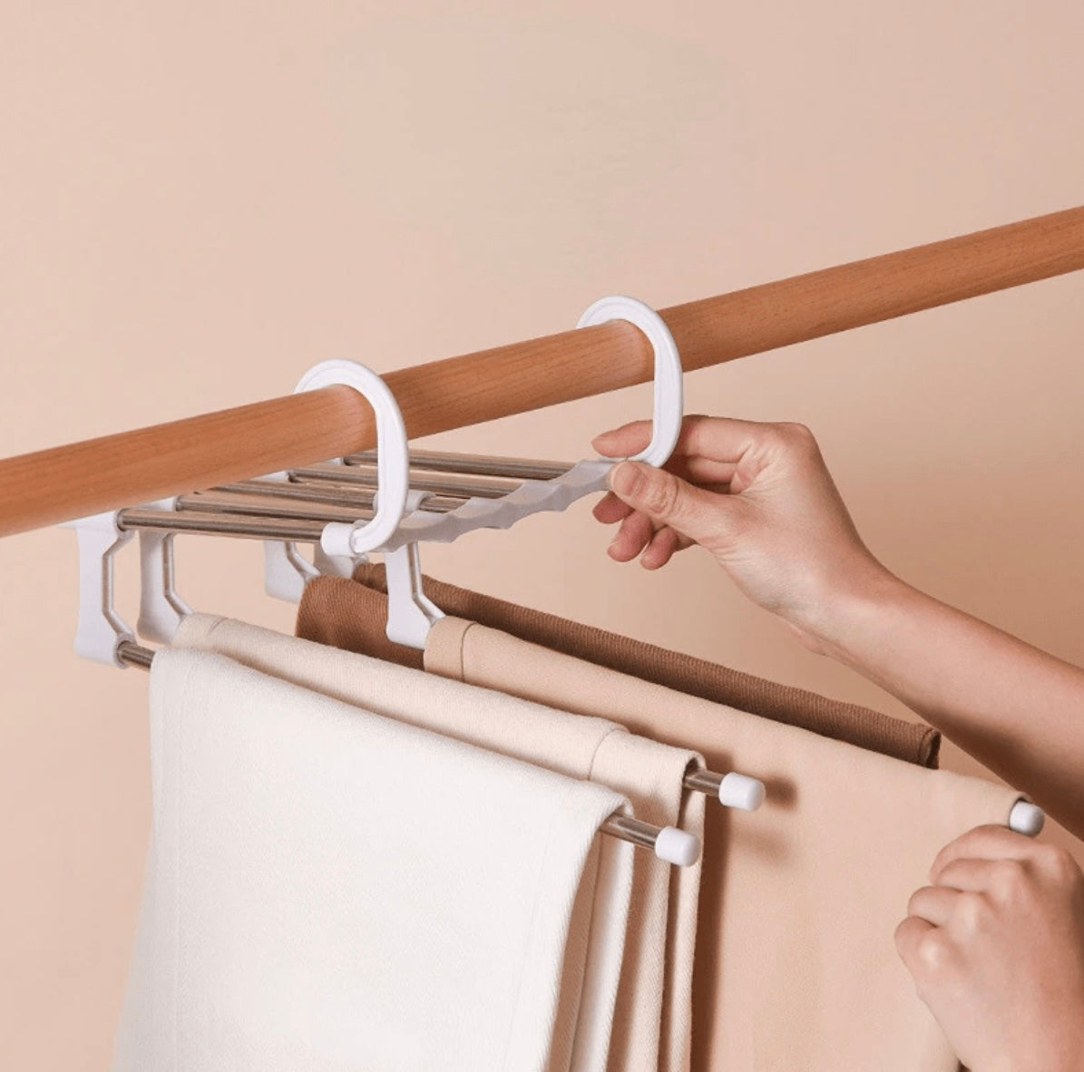 SteelSleek™ Pants Organizer – Keep Your Closet Wrinkle-Free and Perfectly Tidy Every Day