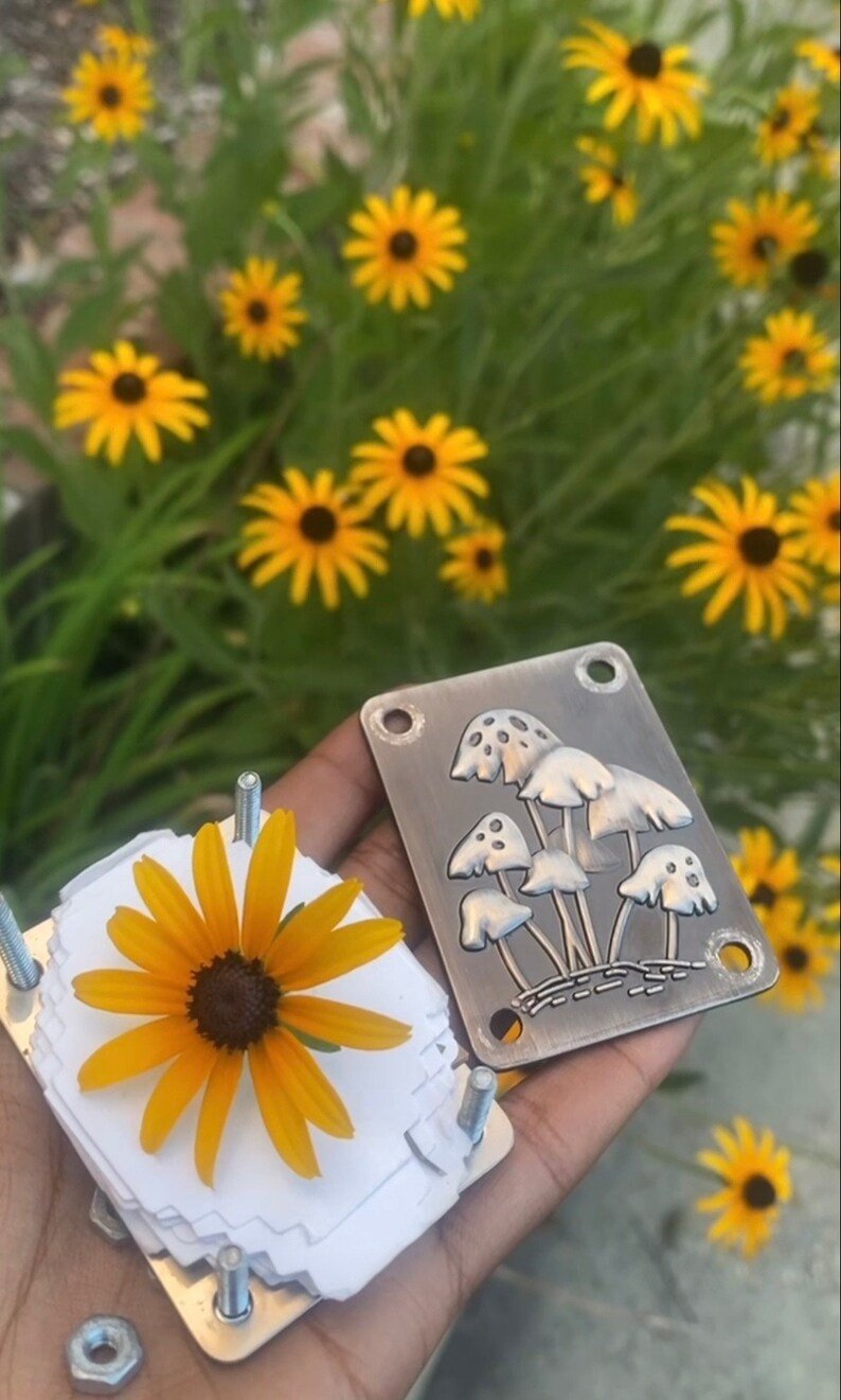 Bloomie™ - Mini Flower Press