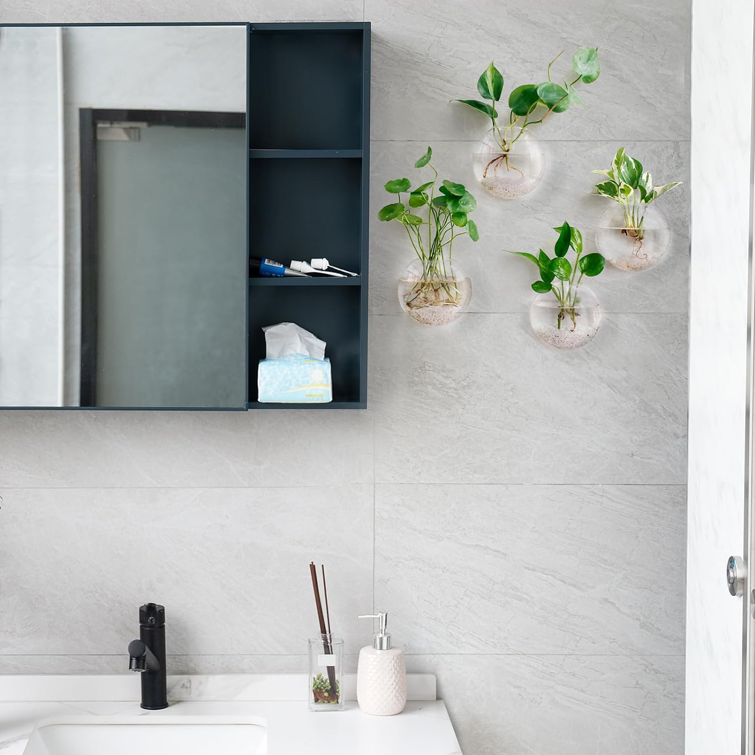 1+1 FREE | Globeo™ Glass Oval Globe Plant Container Wall-Mounted Clear Flower Vase