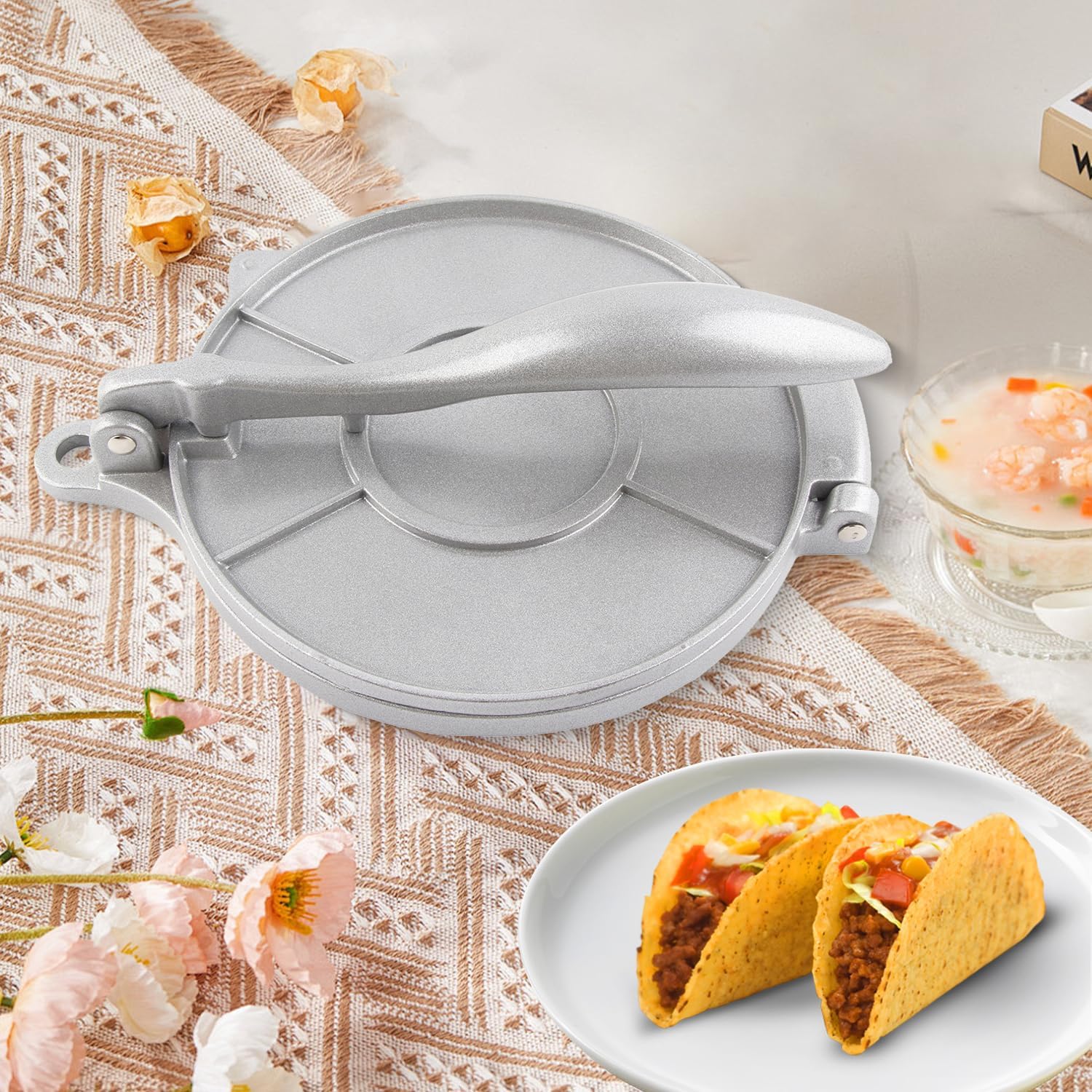 PressaPerfecta™ — Making soft, perfectly shaped tortillas in seconds