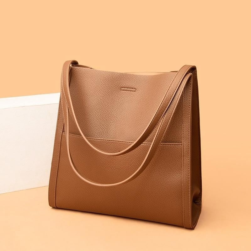 Noelle - Leather Shoulder Bag