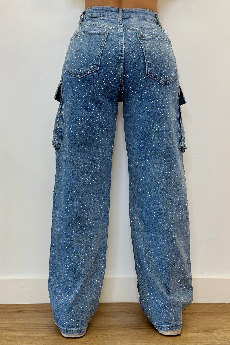 Rhinestone Jeans™ – Wear Your Confident Look with Comfortable Freedom of Movement