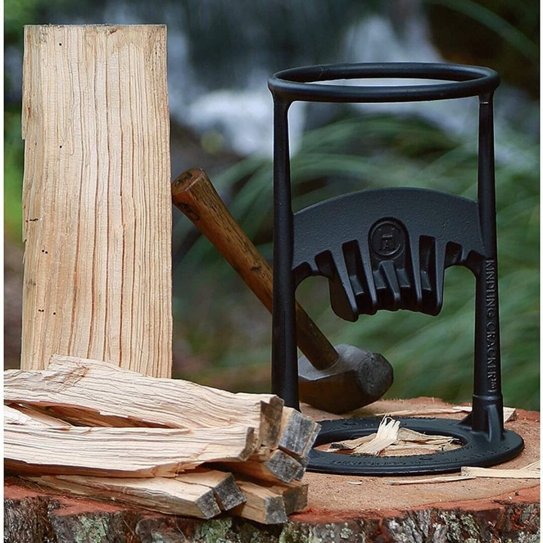 ArcticAx™ - Effortless Wood Splitting Experience