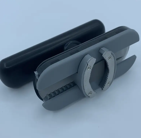 TwistEase™ – Effortless Jar Lid Opening