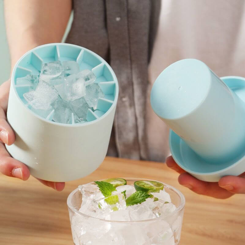 1+1 FREE | IceMagic™ Portable Silicone Ice Cube Maker with Lid