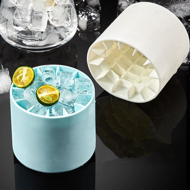 1+1 FREE | IceMagic™ Portable Silicone Ice Cube Maker with Lid