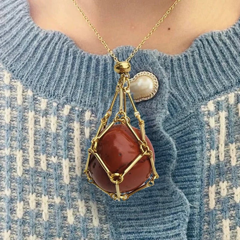 AuraPulse™ Necklace – Attract Positive Energy Wherever You Go