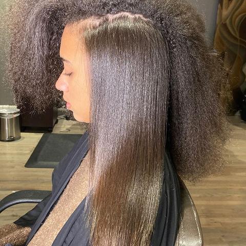 SilkaRay™ — Instantly Transforms Unruly Hair Into Silky, Breathtakingly Smooth Beauty