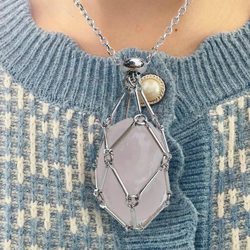 AuraPulse™ Necklace – Attract Positive Energy Wherever You Go