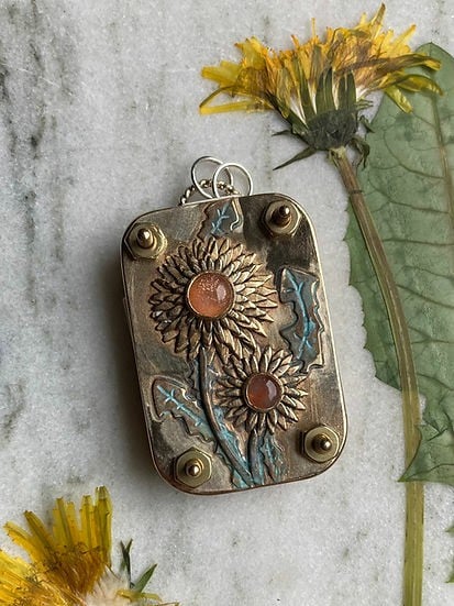 FloraLock™ Micro Press — Turn Ephemeral Flowers into Timeless Treasures
