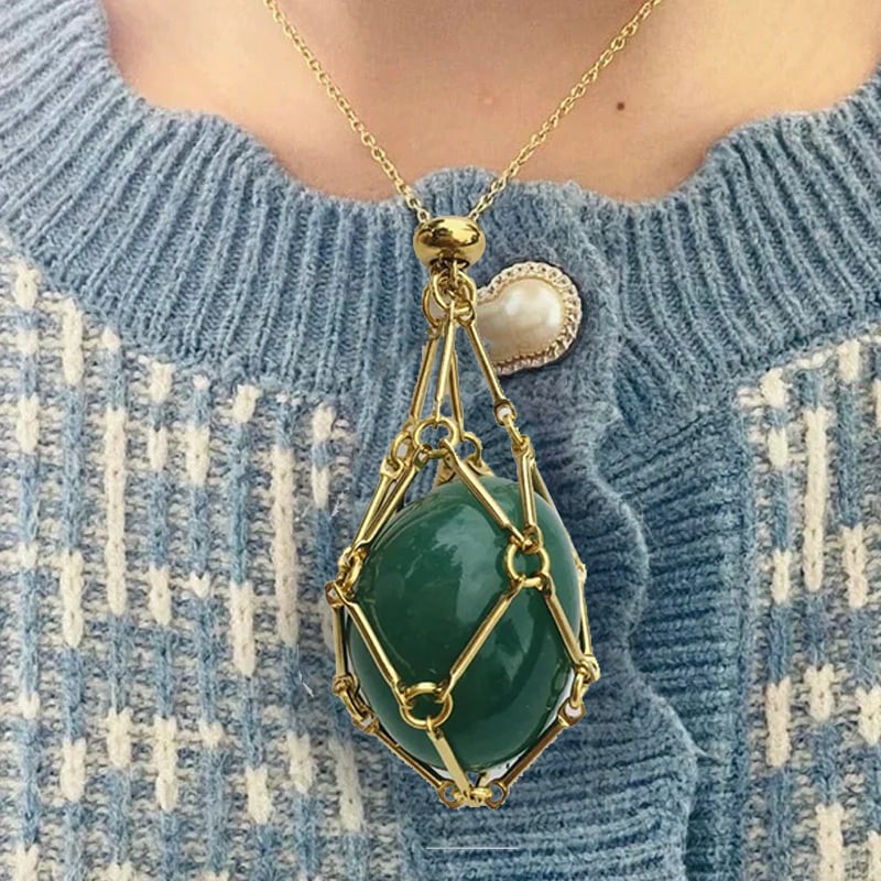 AuraPulse™ Necklace – Attract Positive Energy Wherever You Go