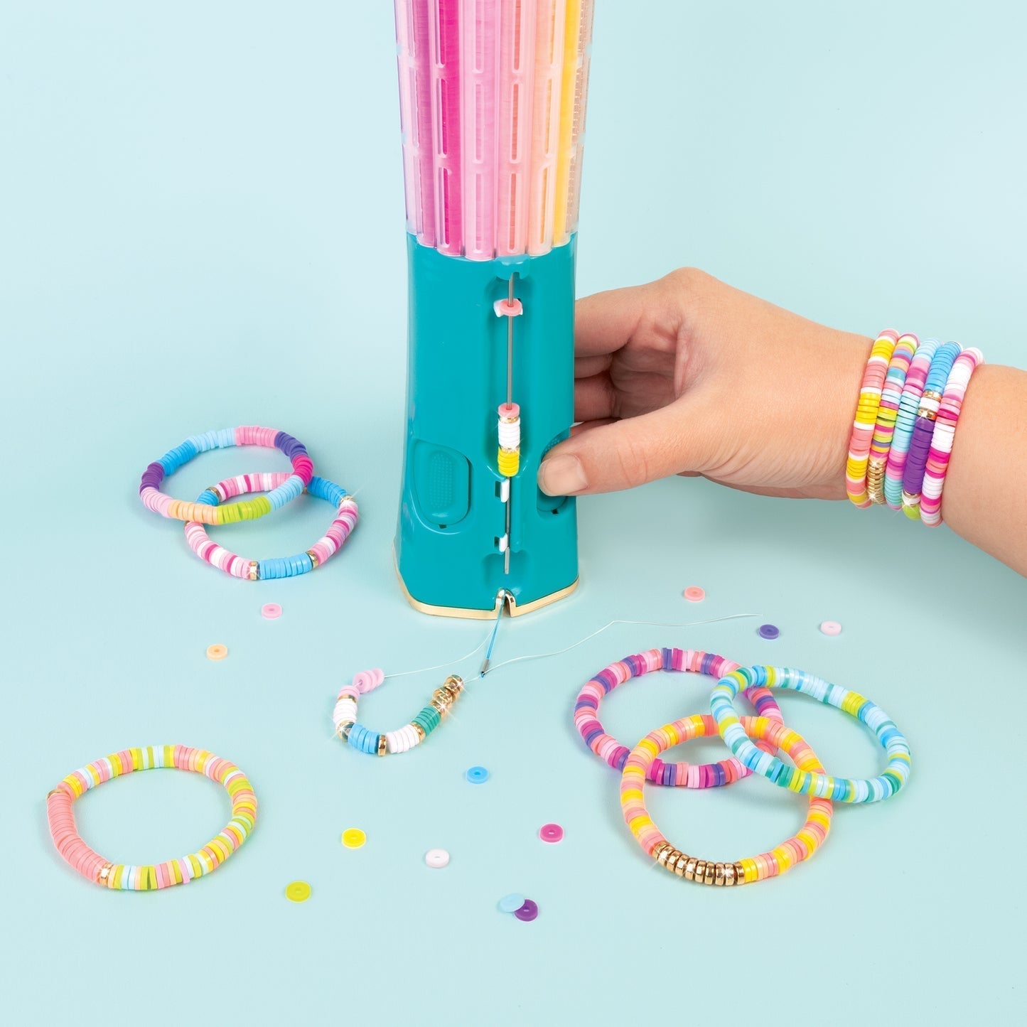 SparkTwist™ — Ignite Creativity and Make Stunning Bracelets Instantly