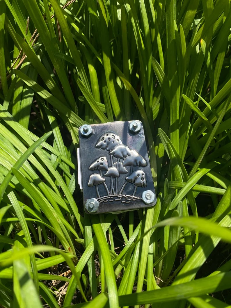 FloraLock™ Micro Press — Turn Ephemeral Flowers into Timeless Treasures
