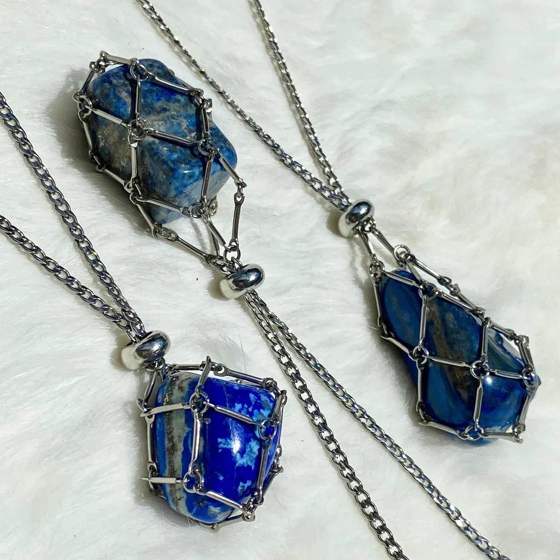 AuraPulse™ Necklace – Attract Positive Energy Wherever You Go