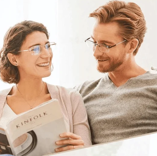DualView™ - Enhanced Reading Glasses for Optimal Clarity in Every Environment