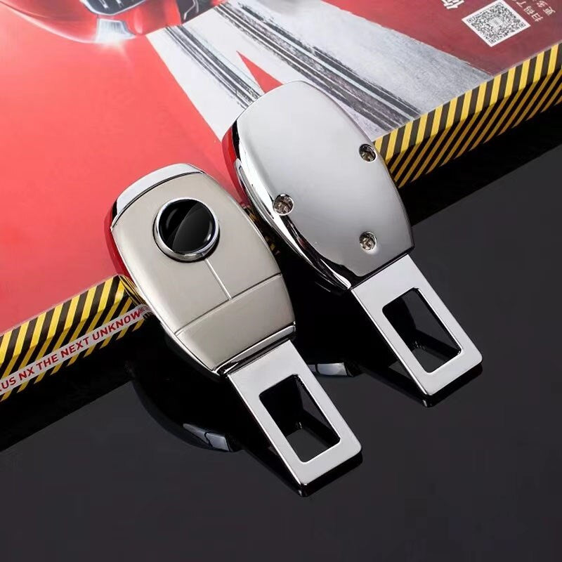 SafetyLoop™ – Improves Seatbelt Comfort